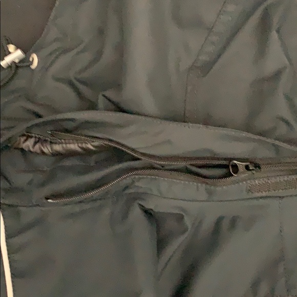 Nils insulated ski/snowboard jacket. Sz 10 - Picture 8 of 8